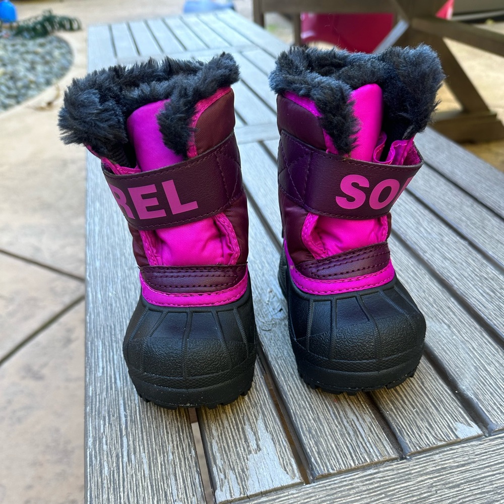 Sorel toddler snow boots